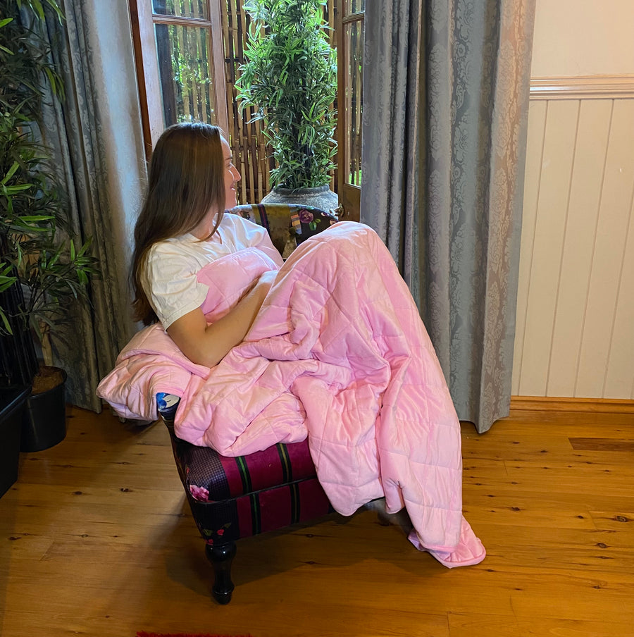 Weighted Blanket - Flamingo Pink (152cm x 203cm)